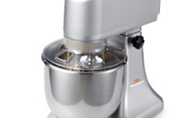 Habverő-, dagasztó-, keverő gép, 7 literes üsttel