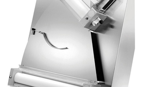 Pizzatészta nyújtó gép