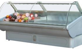 Csemegepult, ventillációs hűtéssel