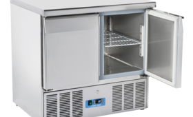 Hűtött pizzaelőkészítő asztal