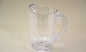 Polycarbonát kancsó